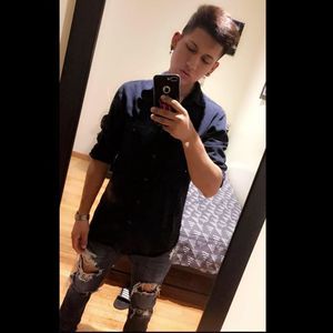 Meet your Posher, Victor s